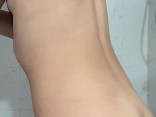 sleepyfae onlyfans  undresses in fornt of the camera