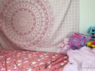 Lexi Lore aka lexilore onlyfans 11 march 2022 latest webcam