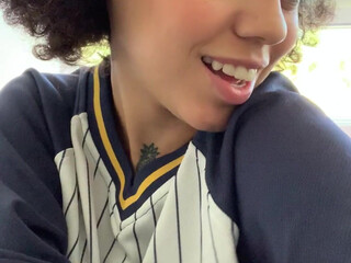 Mariaa Skyy aka mariaaskyy onlyfans chic hot striptease