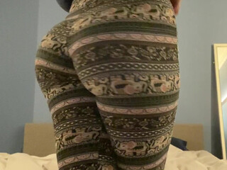 oliviamaebaee onlyfans a young queen fucks both holes