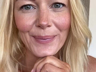 Arabella De Rose aka Hotwife aka arabelladerose onlyfans naughty lustfully caresses juicy ass