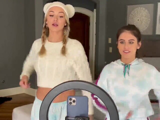 Heidi Grey aka heidigreytv onlyfans 30-august-2022 camerawork