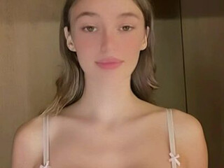 Olivia Casta aka oliviacastaxx onlyfans 14 march 2022 webcam masturbation