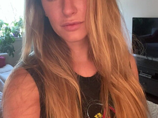 Madison Winter aka MadiTown onlyfans lustful trash dumps juicy tits