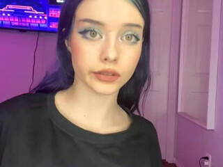 Lauren Burch aka laurenxburch onlyfans young bitch caresses shaved holes