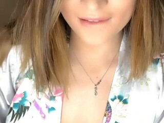 Fandy onlyfans busty bitches and chat in fries