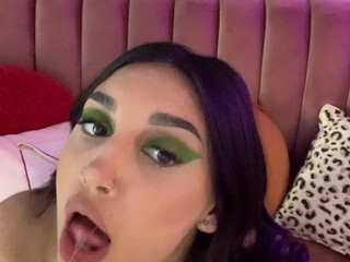 zarajordan aka matiofficial onlyfans naughty babe chatting in free chat