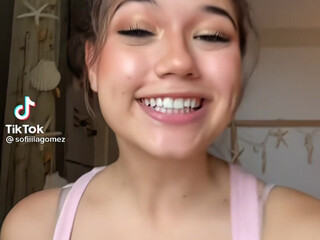 Sofia Gomez aka sofiiiiagomez onlyfans 44568