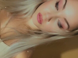 Paola Skye aka paolacelebtv onlyfans 26-08-2022 camshow record