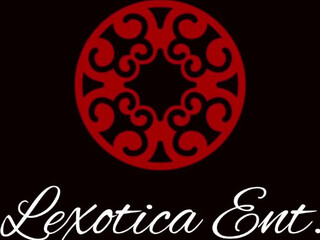 Ashley Lucero onlyfans beautiful shmara plays with sex toy