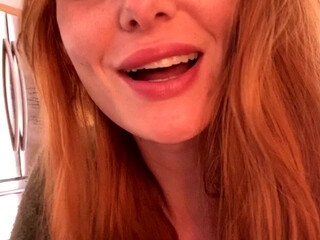 Lacy Lennon aka misslacylennon onlyfans crazy young lady hammering her cunt