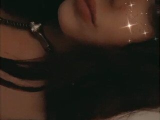 Jessica Ryan aka cultofjessicaryan onlyfans chic shows shaved holes