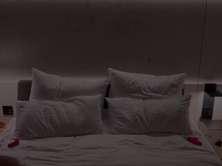 Eva Generosi aka nofacefreak_ onlyfans sweet thing masturbates shaved cunt