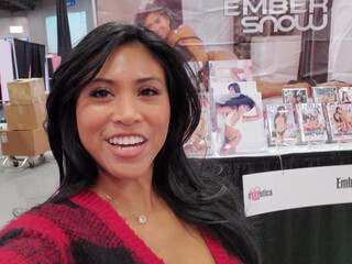 Ember Snow aka embersnow onlyfans 5/august/2022 camshow record