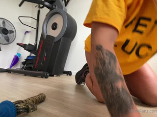 Bella aka bansheebel onlyfans chic private hot bitch