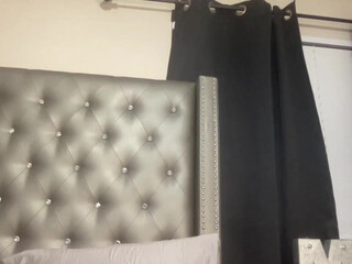 everythinggexoticc chaturbate cute confused fingering booty