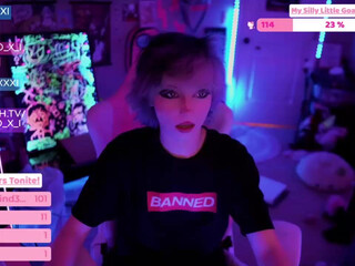 baoxxxi chaturbate gripping nipple masturbates wet wrap