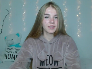 little__cherrry chaturbate watch 12/08/2022 camerawork