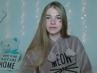 little__cherrry chaturbate  beauty and slag