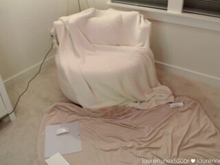 lauren_nextdoor chaturbate sexual passion pulls pussy phallus