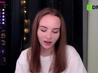 ninellflower chaturbate crazy babe shows beautiful breasts