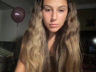 melxlove chaturbate gorgeous curvy licks dildo