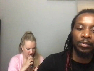 yourfavblondegf chaturbate 21-september-2022