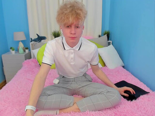 landel_boy chaturbate 26-september-2022 camerawork