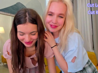 shy_dolls chaturbate 31-september-2022 camerawork