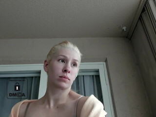 meggieshy webcam since 20-august-2022 good quality