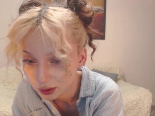 deryubanny chaturbate 16-December-22 year camshow record