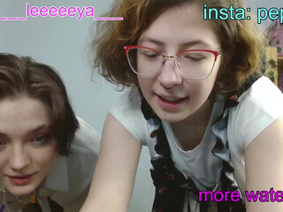 lovely_leeeya chaturbate webcam 6-october-2022