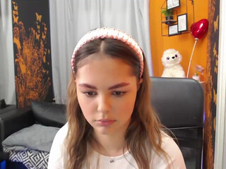 simply_lily newest november-14-2022