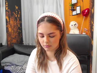 simply_lily newest november-13-2022