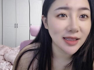 qiqibaby7777 stripchat recent december-7-2022