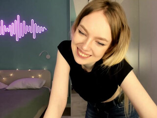 milaeva stripchat 12-Nov-2022