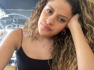 alana15 stripchat 18-Dec-2022 webcam porn