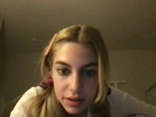 playboybarbie666 chaturbate 14-February-2023