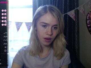 petiteelise_xcx stripchat 19-February-2023 horny video