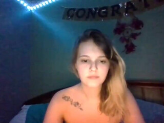 linnay18 chaturbate 14_02_2023