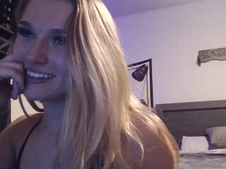 alicetheinnocentt chaturbate 28 February 2023