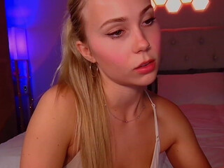 snowkittyyyy chaturbate 10-March-2023 camshow latest