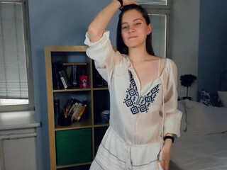 youne_and_beautiful chaturbate newest show april-12-2023 camrecord