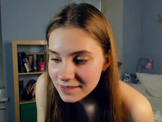 youne_and_beautiful chaturbate pvt record april-3-2023 camrecord