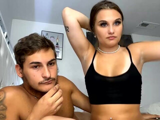 voxdah 18-August-2023 put my fingers in my girlfriend