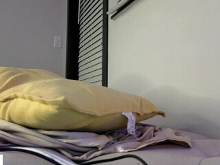 [chaturbate] _natycutei19 put my fingers in my girlfriend