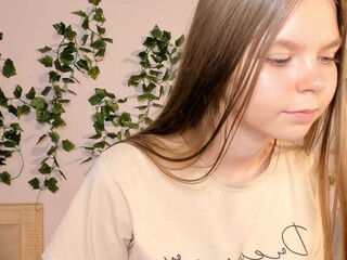 [chaturbate] janicereeves latest skinny teen girl showing ass in spy show