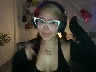 [chaturbate] 40ozgoomba busty camslut on hd video