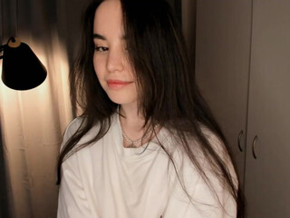 [chaturbate] danielleclarka 25-11-2023 hot whore chick showing boobs