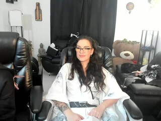 [chaturbate] bunnynextdoor 12-December-2023 free show for tokens